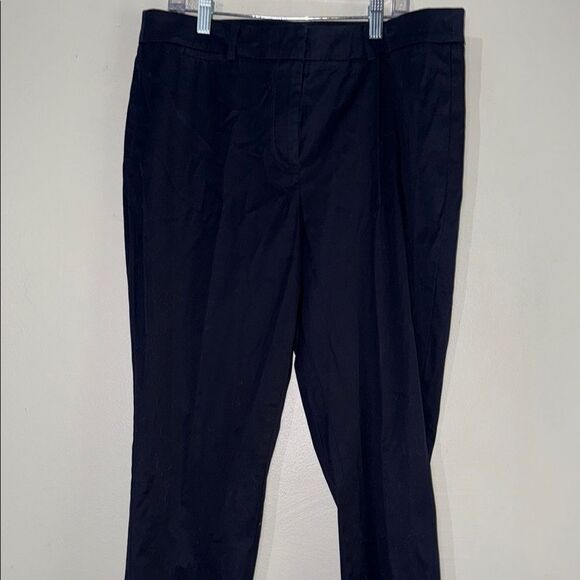 Talbots Navy Blue Cropped Pants with Tailored Silhouette - Picture 1 of 8